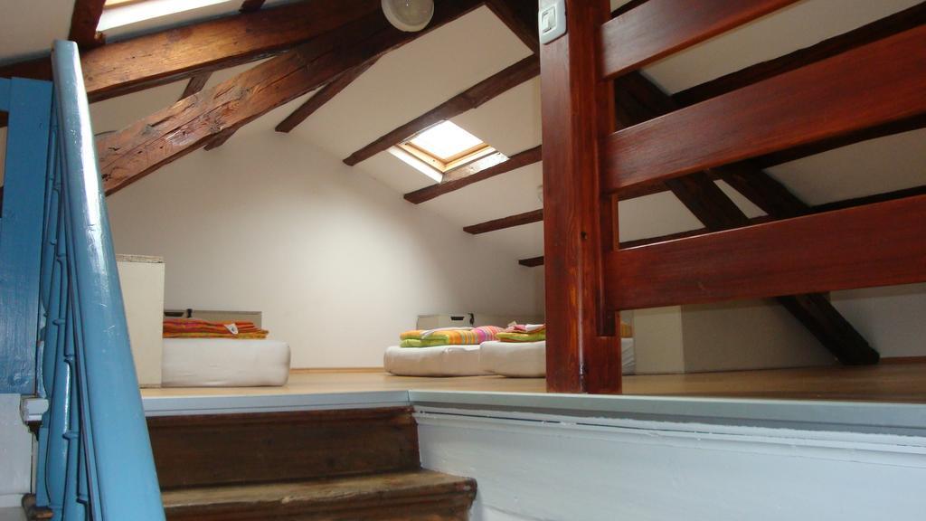 Hostel Alieti Izola Bilik gambar