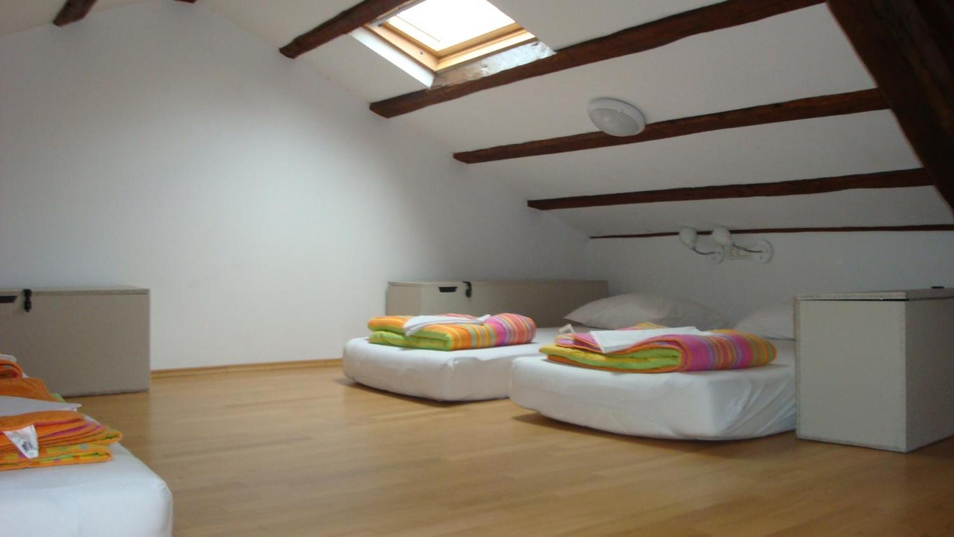 Hostel Alieti Izola Bilik gambar