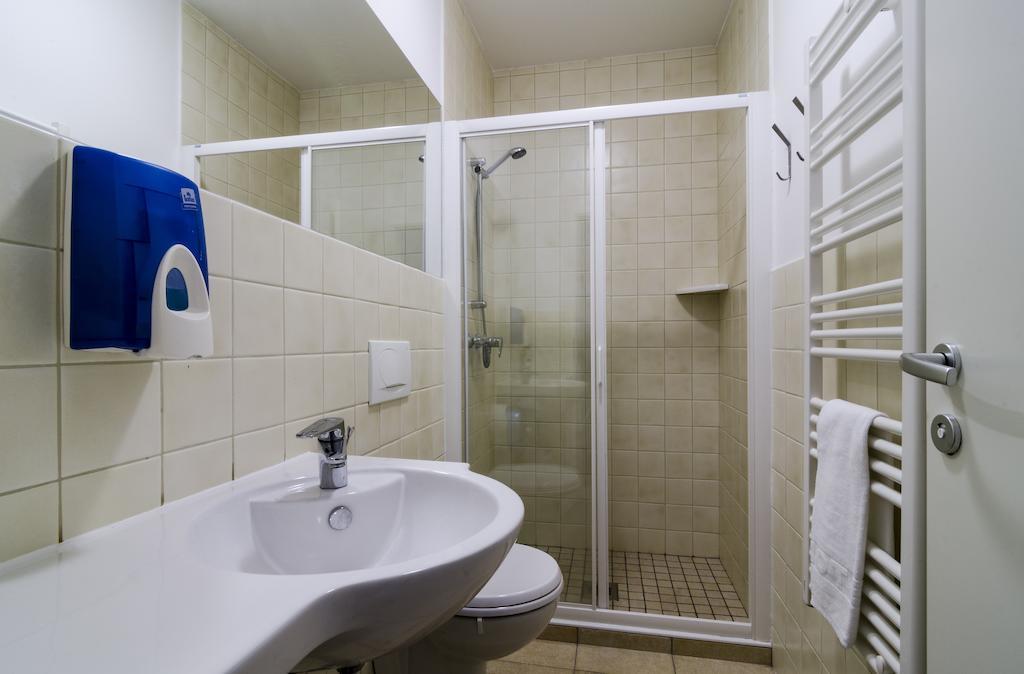 Hostel Alieti Izola Bilik gambar