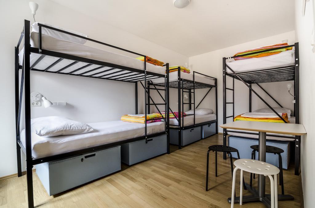Hostel Alieti Izola Bilik gambar