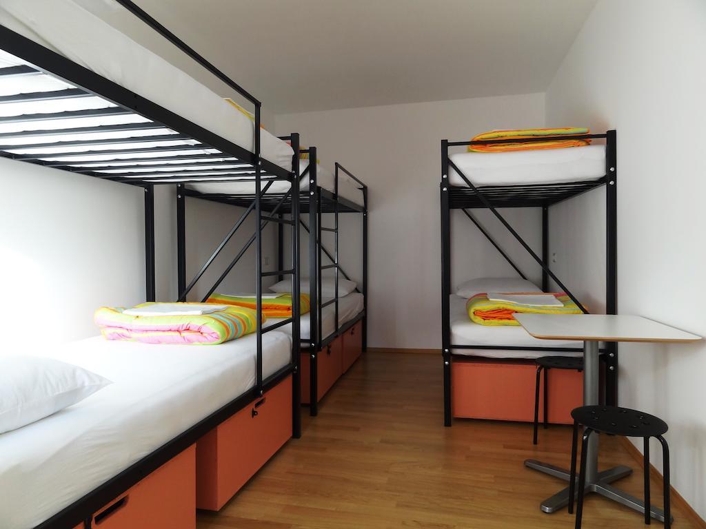 Hostel Alieti Izola Bilik gambar