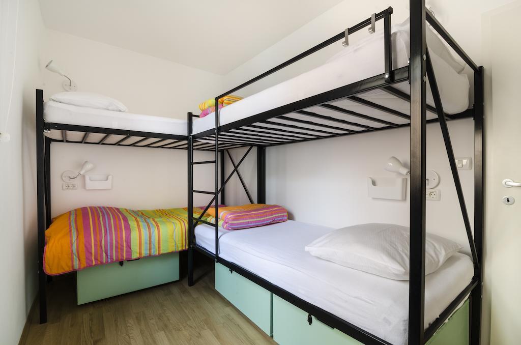 Hostel Alieti Izola Bilik gambar